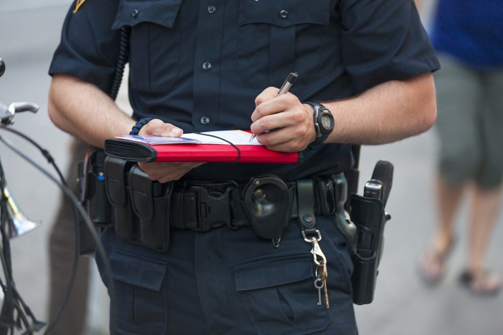Do Police officers really get bonuses for giving tickets