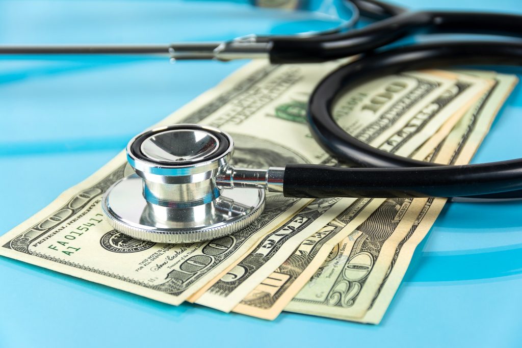 How to pay medical expenses after car wreck